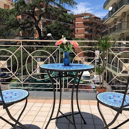 Stabia Holiday House Castellammare di Stabia Exterior foto