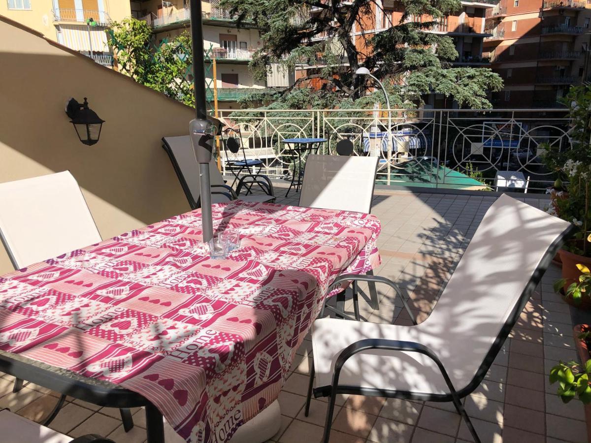 Stabia Holiday House Castellammare di Stabia Exterior foto